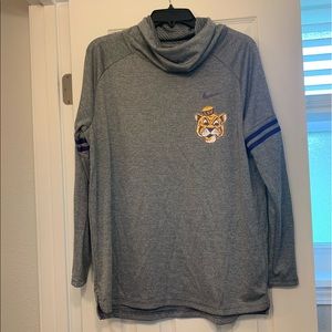 LSU top
